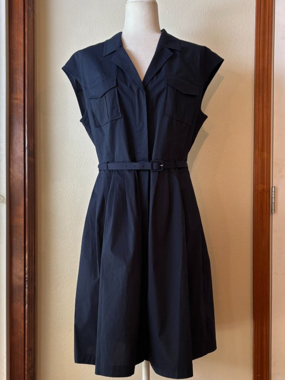 EUC Liz Claiborne Navy Blue Pleated Fit Flare Dress Cotton Blend Cap Sleeves 14
